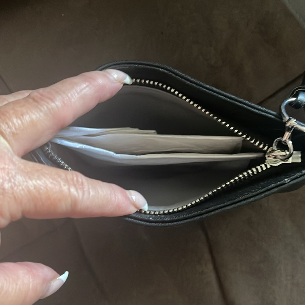 Kenneth Kole Waist purse. Black with silver hardware NWT - Picture 6 of 6
